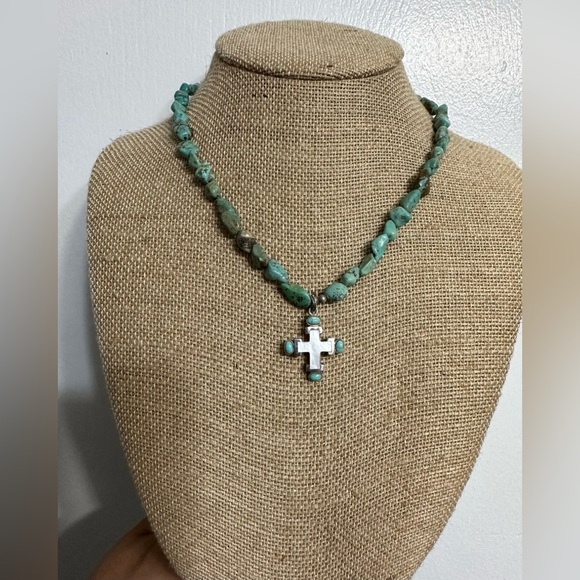 Estate Jewelry - Vintage Southwestern Turquoise Sterling Silver Mother Of Pearl Cross Necklace